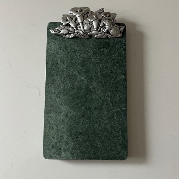 Arthur Court Green Marble Tray/Cheese Board with Silver Bunnies/Great for Easter - Picture 1 of 5